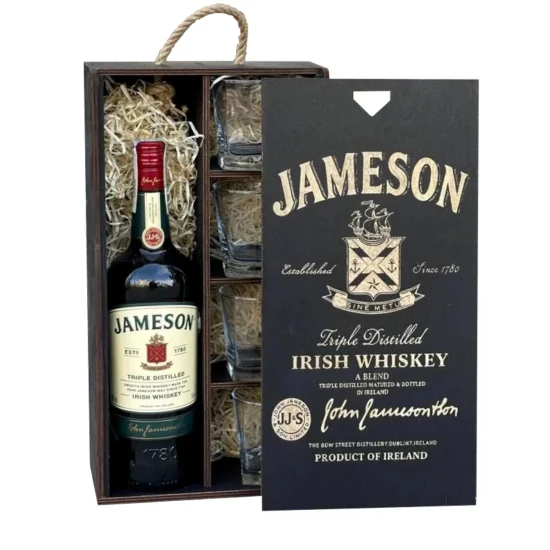 Whisky Box aus Holz mit individueller Gravur - personalisiertes Barset